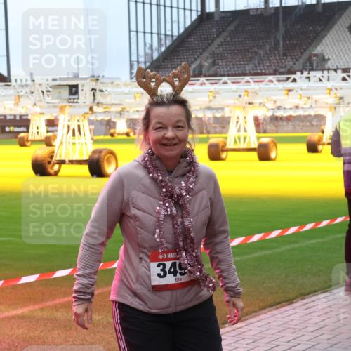 07.12.2025 - St. Pauli X-Mass-Run No. 15 Luisa Fischer http://msf.ph/oto/9388777 07.12.2025 11:57:15 Ziel 349, 722, 1088, 1271, 1836, 1877, 2496, 2596, 2598, 2599, 2824, 2825, 2826, 2929, 2932, 3007, 3383, 3433, 3459, 3496, 3498, 3511, 3842, 3843, 3844, 3900, 4172, 4174 meine-sportfotos.de