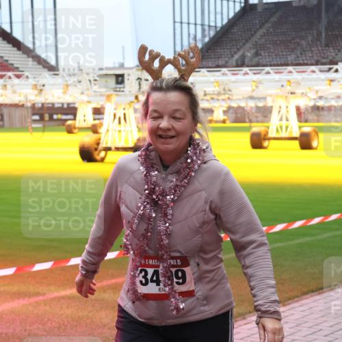 07.12.2025 - St. Pauli X-Mass-Run No. 15 Luisa Fischer http://msf.ph/oto/9388779 07.12.2025 11:57:15 Ziel 3, 15, 34, 9, 722, 1088, 1271, 1836, 1877, 2496, 2596, 2598, 2599, 2824, 2825, 2826, 2929, 2932, 3007, 3383, 3433, 3459, 3496, 3498, 3511, 3842, 3843, 3844, 3900, 4172, 4174 meine-sportfotos.de