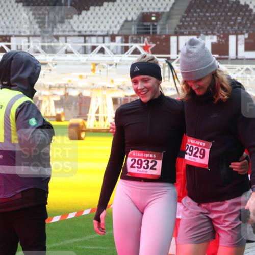 07.12.2025 - St. Pauli X-Mass-Run No. 15 Luisa Fischer http://msf.ph/oto/9388798 07.12.2025 11:57:34 Ziel 15, 2932, 15, 2929, 384, 722, 1271, 1327, 1836, 1877, 2496, 2596, 2598, 2599, 2811, 2824, 2825, 2826, 2932, 3383, 3459, 3842, 3844, 4172, 4174 meine-sportfotos.de