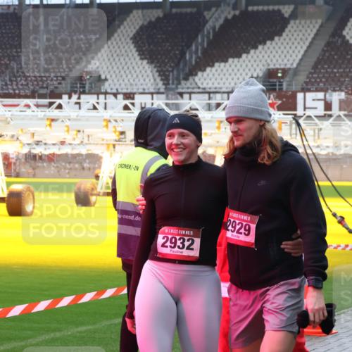 07.12.2025 - St. Pauli X-Mass-Run No. 15 Luisa Fischer http://msf.ph/oto/9388801 07.12.2025 11:57:35 Ziel 15, 2932, 15, 2929, 15, 3842, 722, 1271, 1327, 1836, 1877, 2496, 2596, 2598, 2599, 2811, 2824, 2825, 2826, 3383, 3459, 3842, 3844, 4172, 4174 meine-sportfotos.de