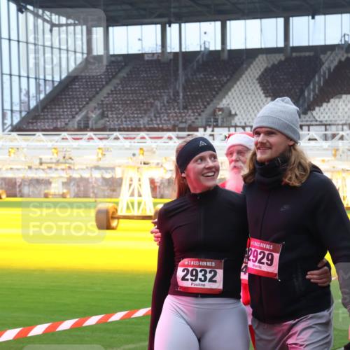 07.12.2025 - St. Pauli X-Mass-Run No. 15 Luisa Fischer http://msf.ph/oto/9388805 07.12.2025 11:57:36 Ziel 15, 2932, 15, 2929, 384, 722, 1271, 1327, 1836, 1877, 2496, 2596, 2598, 2599, 2811, 2824, 2825, 2826, 3383, 3459, 4172, 4174 meine-sportfotos.de