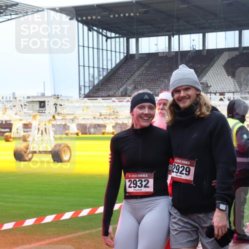 07.12.2025 - St. Pauli X-Mass-Run No. 15 Luisa Fischer http://msf.ph/oto/9388807 07.12.2025 11:57:36 Ziel 15, 2932, 15, 2929, 3842, 722, 1271, 1327, 1836, 1877, 2496, 2596, 2598, 2599, 2811, 2824, 2825, 2826, 3383, 3459, 4172, 4174 meine-sportfotos.de