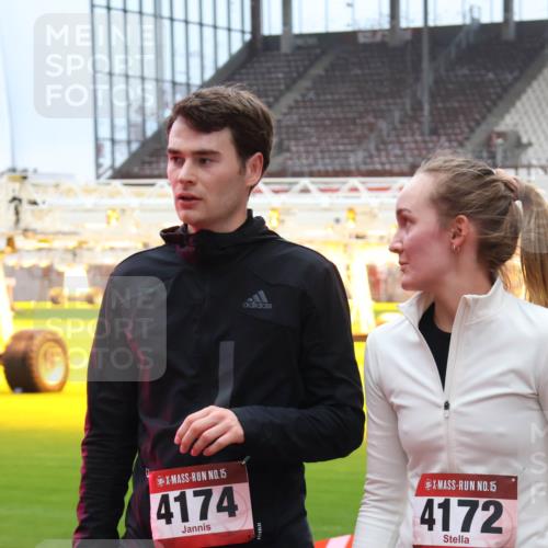 07.12.2025 - St. Pauli X-Mass-Run No. 15 Luisa Fischer http://msf.ph/oto/9388862 07.12.2025 11:57:53 Ziel 15, 4174, 15, 4172, 722, 1271, 1327, 1836, 1877, 2228, 2496, 2811, 3444, 3452, 3480, 3847, 3852, 3993, 4125 meine-sportfotos.de