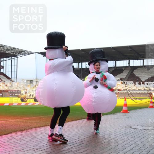07.12.2025 - St. Pauli X-Mass-Run No. 15 Luisa Fischer http://msf.ph/oto/9388942 07.12.2025 11:58:33 Ziel 2228, 1151, 1909, 1914, 2228, 3150, 3457, 3480, 3661, 3801, 3817, 3847, 3852, 4057, 4218, 4240, 4721 meine-sportfotos.de