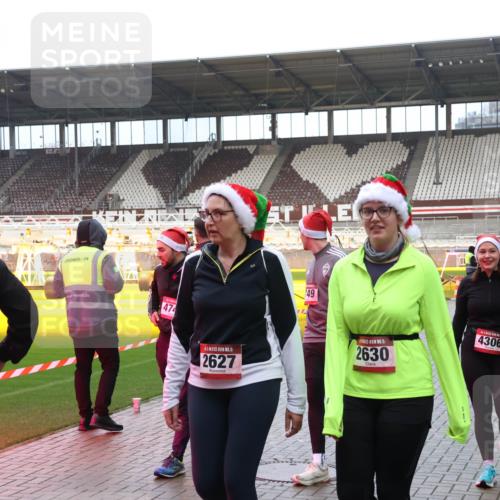 07.12.2025 - St. Pauli X-Mass-Run No. 15 Luisa Fischer http://msf.ph/oto/9389142 07.12.2025 12:00:22 Ziel 474, 15, 2627, 49, 15, 2630, 4306, 1864, 1865, 1868, 2627, 2630, 2741, 4306, 4743, 4744, 4752, 4754 meine-sportfotos.de