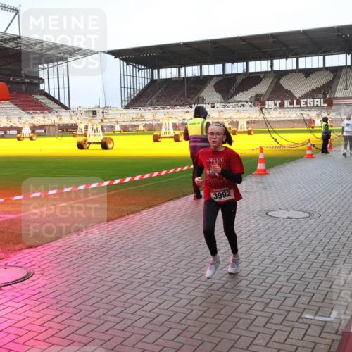 07.12.2025 - St. Pauli X-Mass-Run No. 15 Luisa Fischer http://msf.ph/oto/9389228 07.12.2025 12:01:28 Ziel 3992, 124, 1225, 1443, 1635, 1665, 1880, 1923, 1928, 1932, 2032, 2463, 3318, 3322, 3323, 3325, 3811, 3813, 3992, 4723 meine-sportfotos.de