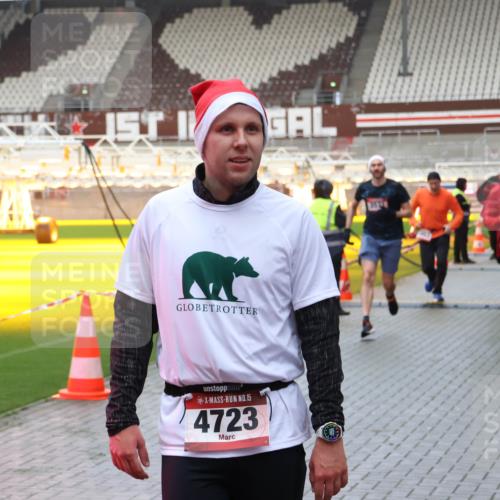 07.12.2025 - St. Pauli X-Mass-Run No. 15 Luisa Fischer http://msf.ph/oto/9389235 07.12.2025 12:01:39 Ziel 15, 4723, 3650, 124, 1225, 1443, 1635, 1665, 1786, 1880, 1923, 1928, 1930, 1932, 2032, 2463, 2987, 2991, 3318, 3322, 3323, 3325, 3385, 3463, 3531, 3811, 3813, 3990, 3992 meine-sportfotos.de