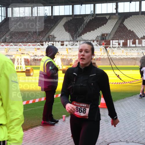 07.12.2025 - St. Pauli X-Mass-Run No. 15 Luisa Fischer http://msf.ph/oto/9389293 07.12.2025 12:02:21 Ziel 15, 991, 15, 868, 576, 576, 926, 928, 933, 1719, 1786, 2411, 2539, 2868, 2987, 2991, 3869, 3981, 4102, 4107, 4109, 4142, 4156, 4253, 4369, 4370, 4753 meine-sportfotos.de