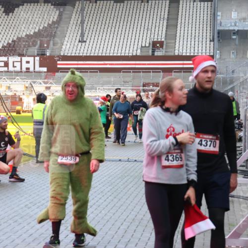 07.12.2025 - St. Pauli X-Mass-Run No. 15 Luisa Fischer http://msf.ph/oto/9389321 07.12.2025 12:02:31 Ziel 928, 19, 2539, 4369, 4370, 576, 926, 928, 933, 1719, 2411, 2539, 2868, 2936, 2940, 3203, 3869, 3981, 4102, 4107, 4109, 4142, 4156, 4253, 4364, 4369, 4370, 4753 meine-sportfotos.de