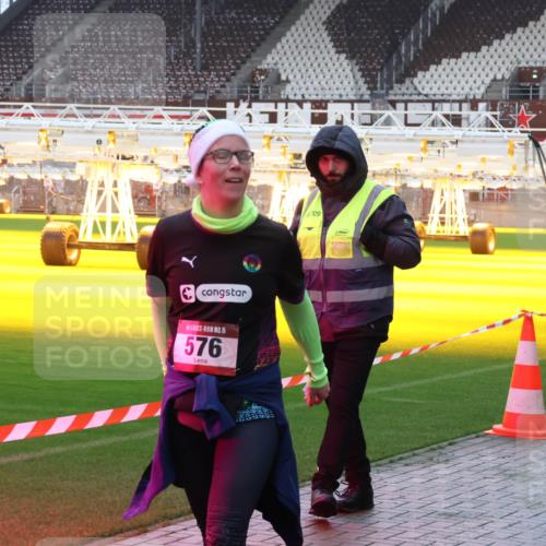07.12.2025 - St. Pauli X-Mass-Run No. 15 Luisa Fischer http://msf.ph/oto/9389327 07.12.2025 12:02:34 Ziel 15, 576, 6709, 25, 576, 926, 928, 933, 1719, 2411, 2539, 2868, 2936, 2940, 3203, 3837, 3869, 4102, 4107, 4109, 4142, 4156, 4253, 4364, 4369, 4370 meine-sportfotos.de