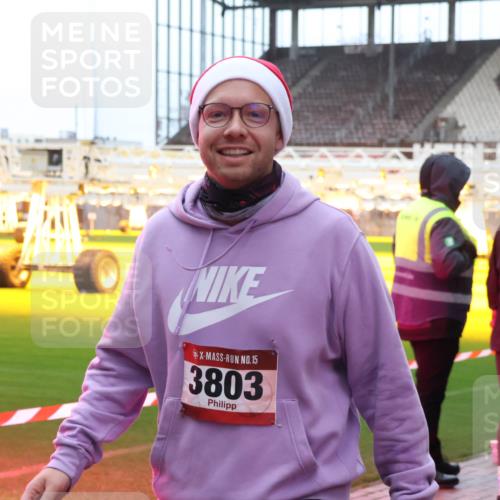 07.12.2025 - St. Pauli X-Mass-Run No. 15 Luisa Fischer http://msf.ph/oto/9389362 07.12.2025 12:03:18 Ziel 15, 3803, 3837, 235, 826, 1279, 1979, 1983, 2095, 2610, 2747, 2822, 2843, 2936, 2940, 3122, 3130, 3134, 3281, 3429, 3432, 3743, 3745, 3803, 3837, 3995, 4076, 4120, 4228, 4243, 4244, 4681, 4682, 4683, 4684, 4747, 4750, 4751 meine-sportfotos.de