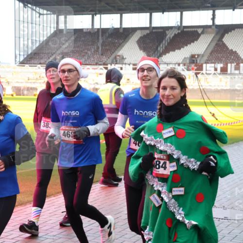 07.12.2025 - St. Pauli X-Mass-Run No. 15 Luisa Fischer http://msf.ph/oto/9389370 07.12.2025 12:03:20 Ziel 15, 4682, 38, 468, 15, 84, 1, 235, 826, 1279, 1979, 1983, 2095, 2610, 2747, 2822, 2834, 2843, 3122, 3125, 3130, 3134, 3281, 3429, 3432, 3743, 3745, 3803, 3837, 3995, 4024, 4076, 4120, 4228, 4243, 4244, 4681, 4682, 4683, 4684, 4747, 4750, 4751 meine-sportfotos.de
