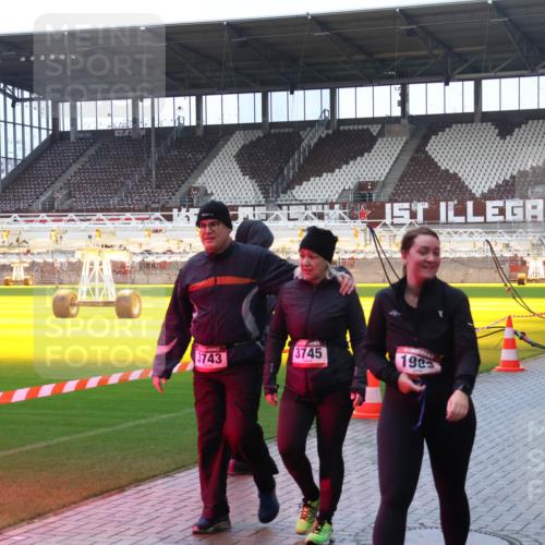 07.12.2025 - St. Pauli X-Mass-Run No. 15 Luisa Fischer http://msf.ph/oto/9389403 07.12.2025 12:03:31 Ziel 1979, 3745, 3743, 1903, 267, 826, 1279, 2095, 2610, 2747, 2822, 2834, 2843, 3122, 3125, 3130, 3134, 3281, 3282, 3743, 3745, 3803, 3937, 3941, 3943, 3995, 4024, 4076, 4120, 4228, 4243, 4244, 4681, 4682, 4683, 4684, 4732, 4741, 4747, 4750, 4751, 5007 meine-sportfotos.de