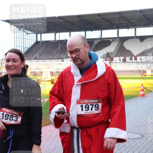 07.12.2025 - St. Pauli X-Mass-Run No. 15 Luisa Fischer http://msf.ph/oto/9389413 07.12.2025 12:03:34 Ziel 143, 15, 1983, 15, 1979, 1, 267, 826, 1279, 2095, 2610, 2747, 2822, 2834, 2843, 3122, 3125, 3130, 3134, 3281, 3282, 3803, 3937, 3941, 3943, 4024, 4076, 4120, 4228, 4241, 4243, 4244, 4681, 4682, 4683, 4684, 4732, 4741, 4747, 4750, 4751, 5007 meine-sportfotos.de