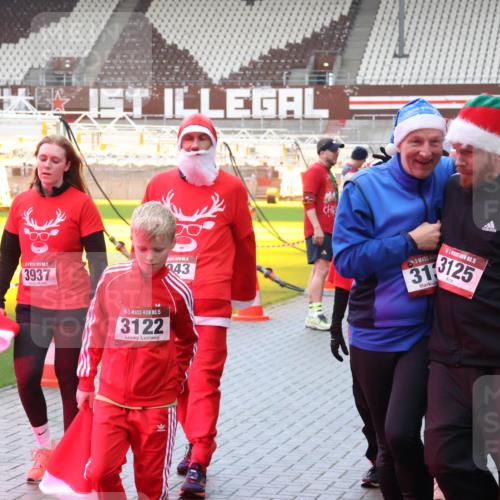 07.12.2025 - St. Pauli X-Mass-Run No. 15 Luisa Fischer http://msf.ph/oto/9389429 07.12.2025 12:04:08 Ziel 15, 3937, 15, 3122, 243, 31, 15, 3125, 255, 258, 263, 267, 723, 1236, 1357, 3081, 3082, 3282, 3316, 3317, 3753, 3807, 3851, 3937, 3941, 3943, 3994, 3996, 3997, 4006, 4011, 4021, 4022, 4024, 4047, 4049, 4131, 4221, 4224, 4241, 4247, 4365, 4367, 4726, 4731, 4732, 4741, 4742, 4746, 5007 meine-sportfotos.de