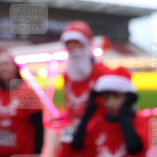 07.12.2025 - St. Pauli X-Mass-Run No. 15 Luisa Fischer http://msf.ph/oto/9389459 07.12.2025 12:04:15 Ziel 255, 258, 263, 723, 778, 795, 923, 1236, 1357, 3081, 3082, 3316, 3317, 3753, 3807, 3851, 3994, 3996, 3997, 4006, 4011, 4021, 4022, 4047, 4049, 4131, 4221, 4224, 4241, 4247, 4365, 4367, 4726, 4731, 4732, 4742, 4746, 5007 meine-sportfotos.de