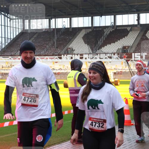07.12.2025 - St. Pauli X-Mass-Run No. 15 Luisa Fischer http://msf.ph/oto/9389478 07.12.2025 12:04:22 Ziel 61, 15, 4726, 15, 4732, 255, 258, 263, 723, 778, 795, 923, 1228, 1231, 1236, 1357, 1504, 2091, 2398, 3081, 3082, 3121, 3316, 3317, 3705, 3753, 3807, 3851, 3983, 3985, 3994, 3996, 3997, 4006, 4008, 4011, 4021, 4022, 4047, 4049, 4131, 4221, 4224, 4241, 4247, 4302, 4305, 4311, 4365, 4367, 4726, 4731, 4742, 4746 meine-sportfotos.de