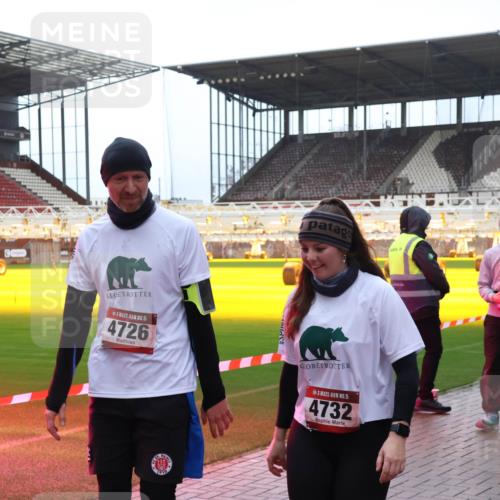 07.12.2025 - St. Pauli X-Mass-Run No. 15 Luisa Fischer http://msf.ph/oto/9389482 07.12.2025 12:04:23 Ziel 15, 4726, 15, 4732, 255, 258, 263, 723, 778, 795, 923, 1228, 1231, 1236, 1357, 1504, 2091, 2398, 3081, 3082, 3121, 3316, 3317, 3705, 3753, 3807, 3851, 3983, 3985, 3994, 3996, 3997, 4006, 4008, 4011, 4021, 4022, 4047, 4049, 4131, 4221, 4224, 4247, 4302, 4305, 4311, 4365, 4367, 4726, 4728, 4731, 4742, 4746 meine-sportfotos.de