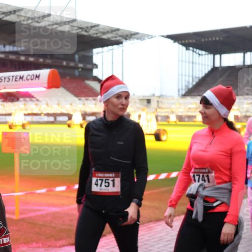 07.12.2025 - St. Pauli X-Mass-Run No. 15 Luisa Fischer http://msf.ph/oto/9389536 07.12.2025 12:04:45 Ziel 10, 4751, 4741, 778, 795, 923, 1228, 1231, 1236, 1357, 1490, 1504, 2091, 2398, 2404, 2410, 2769, 3121, 3675, 3705, 3753, 3833, 3851, 3983, 3985, 4008, 4047, 4049, 4056, 4059, 4131, 4302, 4305, 4311, 4365, 4367, 4374, 4375, 4386, 4728 meine-sportfotos.de