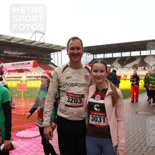 07.12.2025 - St. Pauli X-Mass-Run No. 15 Luisa Fischer http://msf.ph/oto/9389657 07.12.2025 12:05:43 Ziel 16, 3322, 1, 15, 3316, 15, 3203, 15, 3031, 3323, 666, 860, 1244, 1303, 1304, 1444, 1445, 1446, 1781, 2227, 3021, 3175, 3176, 3268, 3273, 3279, 3372, 3487, 3569, 3577, 3581, 4329, 4719, 4729, 4748, 4787, 4788, 4789 meine-sportfotos.de