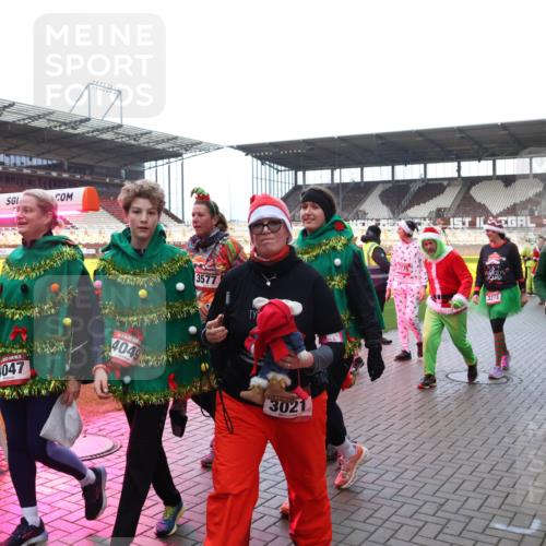 07.12.2025 - St. Pauli X-Mass-Run No. 15 Luisa Fischer http://msf.ph/oto/9389673 07.12.2025 12:05:51 Ziel 6834, 4047, 4049, 3577, 666, 3273, 3021, 666, 860, 1244, 1303, 1304, 1444, 1445, 1446, 1781, 2227, 3268, 3273, 3279, 3372, 4719, 4729, 4748, 4787, 4788, 4789 meine-sportfotos.de