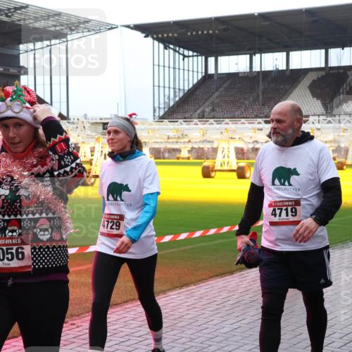 07.12.2025 - St. Pauli X-Mass-Run No. 15 Luisa Fischer http://msf.ph/oto/9389736 07.12.2025 12:06:13 Ziel 15, 4056, 15, 4719, 4729, 5, 6, 760, 768, 1038, 1244, 1303, 1781, 2227, 3106, 3107, 3137, 4019, 4020, 4176, 4307, 4326, 4327, 4357, 4405, 4413, 4719, 4729, 4787, 4788, 4789 meine-sportfotos.de