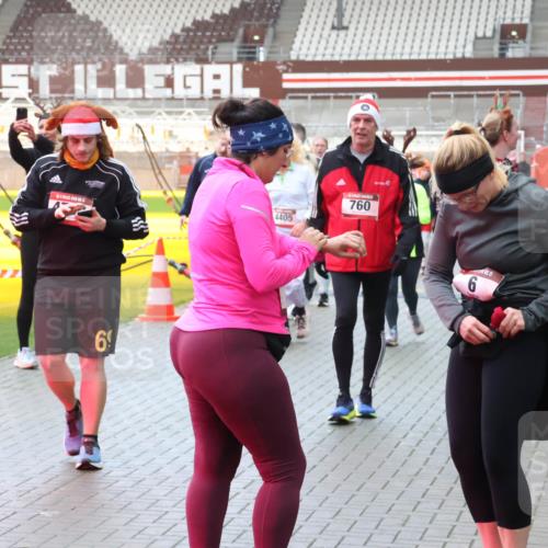 07.12.2025 - St. Pauli X-Mass-Run No. 15 Luisa Fischer http://msf.ph/oto/9389774 07.12.2025 12:06:34 Ziel 6, 4405, 760, 60, 5, 6, 173, 189, 760, 768, 1038, 1347, 1351, 1353, 1956, 1957, 2018, 2415, 3106, 3107, 3137, 4019, 4020, 4176, 4219, 4307, 4326, 4327, 4357, 4405, 4413 meine-sportfotos.de