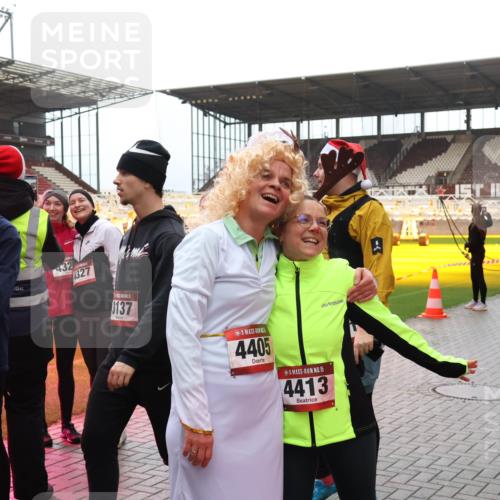 07.12.2025 - St. Pauli X-Mass-Run No. 15 Luisa Fischer http://msf.ph/oto/9389818 07.12.2025 12:06:48 Ziel 15, 3107, 432, 1327, 5, 3137, 4405, 15, 4413, 5, 6, 173, 189, 760, 768, 1038, 1347, 1351, 1353, 1956, 1957, 2018, 2415, 4019, 4020, 4217, 4219, 4222, 4326, 4327, 4403, 4404, 4405, 4413, 4783, 4784 meine-sportfotos.de