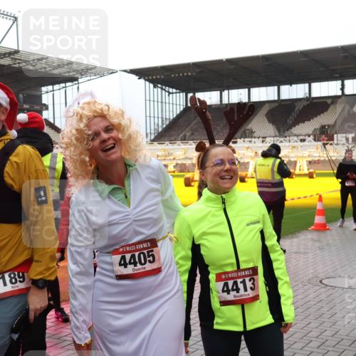 07.12.2025 - St. Pauli X-Mass-Run No. 15 Luisa Fischer http://msf.ph/oto/9389826 07.12.2025 12:06:50 Ziel 1, 189, 15, 4405, 15, 4413, 4176, 173, 189, 339, 345, 760, 768, 1038, 1347, 1351, 1353, 1956, 1957, 2018, 2415, 4019, 4020, 4217, 4219, 4222, 4403, 4404, 4405, 4413, 4783, 4784 meine-sportfotos.de