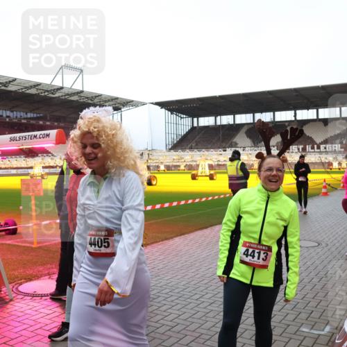 07.12.2025 - St. Pauli X-Mass-Run No. 15 Luisa Fischer http://msf.ph/oto/9389829 07.12.2025 12:06:51 Ziel 189, 15, 4405, 15, 4413, 173, 189, 339, 345, 760, 768, 1038, 1347, 1351, 1353, 1956, 1957, 2018, 2415, 4019, 4020, 4217, 4219, 4222, 4403, 4404, 4405, 4413, 4783, 4784 meine-sportfotos.de