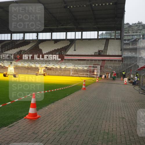 07.12.2025 - St. Pauli X-Mass-Run No. 15 Fabian Wolf http://msf.ph/oto/9389833 07.12.2025 10:22:26 Ziel 1636, 2184, 2817, 2818, 4771, 4774, 4781 meine-sportfotos.de