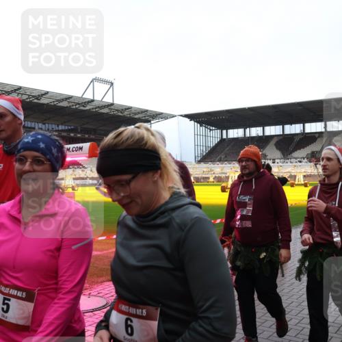 07.12.2025 - St. Pauli X-Mass-Run No. 15 Luisa Fischer http://msf.ph/oto/9389861 07.12.2025 12:07:20 Ziel 15, 15, 5, 15, 276, 339, 345, 1580, 1583, 1844, 1846, 3251, 3262, 3456, 3689, 3692, 4017, 4018, 4033, 4143, 4217, 4219, 4222, 4314, 4328, 4342, 4345, 4346, 4360, 4361, 4390, 4403, 4404, 4416, 4725, 4783, 4784 meine-sportfotos.de