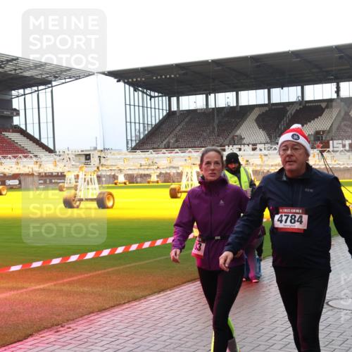 07.12.2025 - St. Pauli X-Mass-Run No. 15 Luisa Fischer http://msf.ph/oto/9389887 07.12.2025 12:07:32 Ziel 671, 15, 4784, 4328, 276, 339, 345, 1580, 1583, 1844, 1846, 1958, 1959, 3251, 3262, 3456, 3689, 3692, 3728, 3818, 3819, 4017, 4018, 4033, 4143, 4238, 4314, 4328, 4342, 4345, 4346, 4360, 4361, 4390, 4403, 4404, 4416, 4725 meine-sportfotos.de