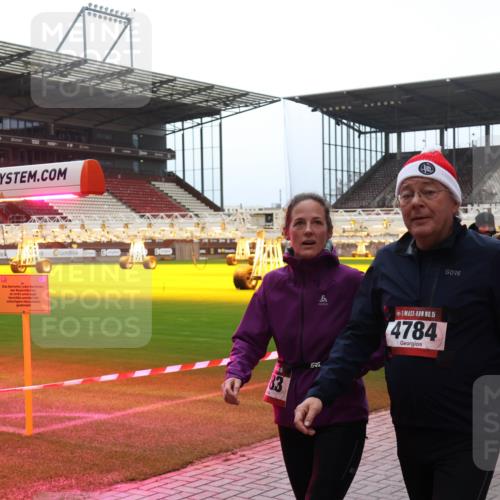 07.12.2025 - St. Pauli X-Mass-Run No. 15 Luisa Fischer http://msf.ph/oto/9389891 07.12.2025 12:07:33 Ziel 4, 15, 4784, 276, 339, 345, 1580, 1583, 1844, 1846, 1958, 1959, 3251, 3262, 3456, 3689, 3692, 3728, 3818, 3819, 4017, 4018, 4033, 4143, 4238, 4314, 4328, 4342, 4345, 4346, 4360, 4361, 4390, 4403, 4404, 4416, 4725 meine-sportfotos.de