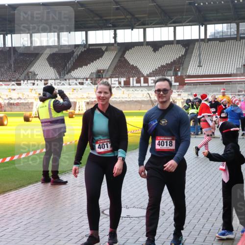 07.12.2025 - St. Pauli X-Mass-Run No. 15 Luisa Fischer http://msf.ph/oto/9389911 07.12.2025 12:07:57 Ziel 4017, 15, 4018, 06, 1583, 3710, 1580, 1583, 1958, 1959, 3251, 3262, 3348, 3456, 3460, 3666, 3667, 3691, 3708, 3709, 3710, 3711, 3726, 3728, 3739, 3816, 3818, 3819, 4210, 4238, 4332, 4724, 4730, 4755, 4786, 4791, 4792 meine-sportfotos.de