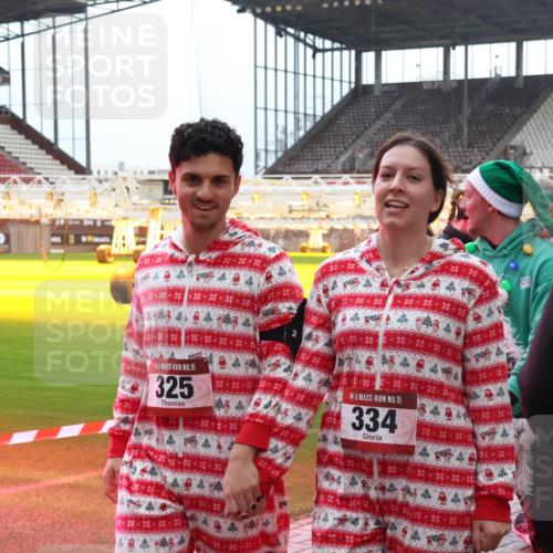 07.12.2025 - St. Pauli X-Mass-Run No. 15 Luisa Fischer http://msf.ph/oto/9390045 07.12.2025 12:09:33 Ziel 15, 325, 15, 334, 138, 586, 643, 775, 807, 1214, 1219, 1253, 1269, 1270, 1405, 1652, 1653, 1685, 1725, 1727, 1901, 2009, 2414, 2679, 2731, 3230, 3233, 3538, 3595, 3876, 3947, 3955, 3966, 4084, 4086, 4137, 4138, 4182, 4183, 4196, 4197, 4198, 4267, 4282, 4283, 4294, 4295, 4297, 4422, 4429, 4720 meine-sportfotos.de