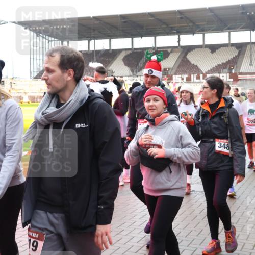07.12.2025 - St. Pauli X-Mass-Run No. 15 Luisa Fischer http://msf.ph/oto/9390099 07.12.2025 12:09:56 Ziel 15, 1214, 15, 19, 15, 348, 4724, 3456, 4720, 138, 775, 807, 830, 835, 1494, 1725, 1727, 2009, 3538, 3947, 3955, 3966, 4196, 4197, 4198, 4267, 4282, 4283, 4313, 4315 meine-sportfotos.de