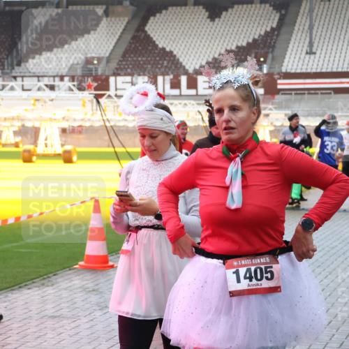 07.12.2025 - St. Pauli X-Mass-Run No. 15 Luisa Fischer http://msf.ph/oto/9390255 07.12.2025 12:12:22 Ziel 55, 15, 1405, 33, 1033, 1452, 3974, 3979, 4163, 4165, 4166, 4167, 4168, 4268, 4270, 4278, 4279, 4288, 4289, 4308, 4714 meine-sportfotos.de