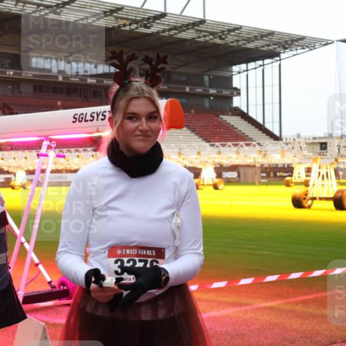 07.12.2025 - St. Pauli X-Mass-Run No. 15 Luisa Fischer http://msf.ph/oto/9390297 07.12.2025 12:12:40 Ziel 63, 15, 3270, 1033, 1452, 3972, 3974, 3977, 3978, 3979, 4288, 4289, 4308, 4714 meine-sportfotos.de