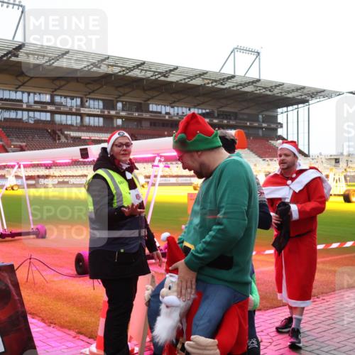 07.12.2025 - St. Pauli X-Mass-Run No. 15 Luisa Fischer http://msf.ph/oto/9390349 07.12.2025 12:13:16 Ziel 63, 1500, 1503, 2543, 3972, 3977, 3978 meine-sportfotos.de