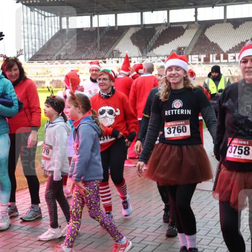 07.12.2025 - St. Pauli X-Mass-Run No. 15 Luisa Fischer http://msf.ph/oto/9390351 07.12.2025 12:13:20 Ziel 15, 4278, 5, 79, 1, 15, 3760, 15, 3758, 1500, 1503, 2543, 3972 meine-sportfotos.de