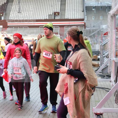 07.12.2025 - St. Pauli X-Mass-Run No. 15 Luisa Fischer http://msf.ph/oto/9390453 07.12.2025 12:14:21 Ziel 3645, 428, 466, 1780, 463, 410, 2274, 4048, 4179, 4258, 4261 meine-sportfotos.de