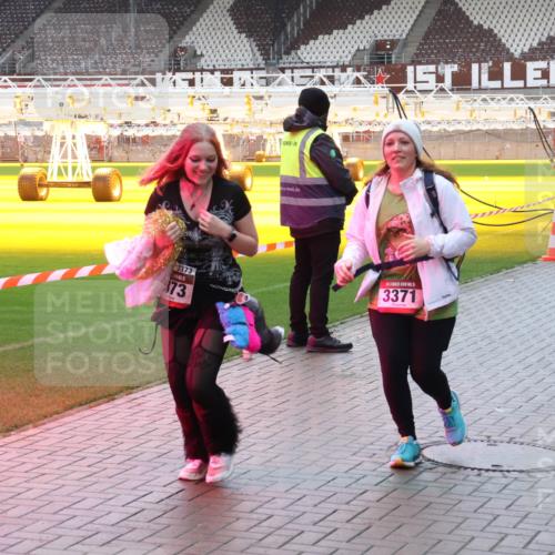 07.12.2025 - St. Pauli X-Mass-Run No. 15 Luisa Fischer http://msf.ph/oto/9390567 07.12.2025 12:19:25 Ziel 3373, 373, 15, 3371, 1259, 2093, 2309, 3371, 3373 meine-sportfotos.de
