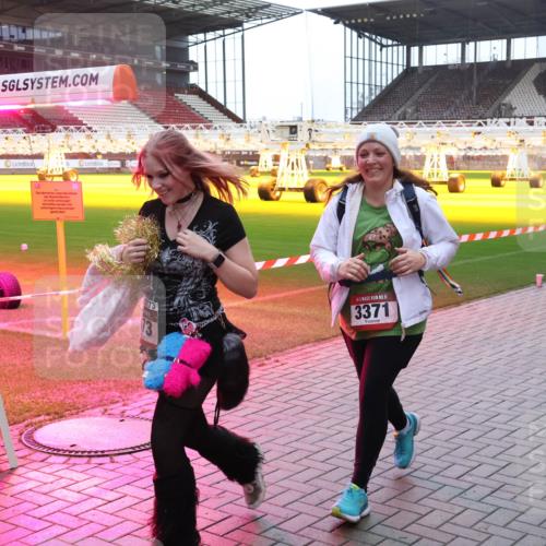 07.12.2025 - St. Pauli X-Mass-Run No. 15 Luisa Fischer http://msf.ph/oto/9390574 07.12.2025 12:19:27 Ziel 73, 15, 3371, 1, 1259, 2093, 2309, 3371, 3373 meine-sportfotos.de