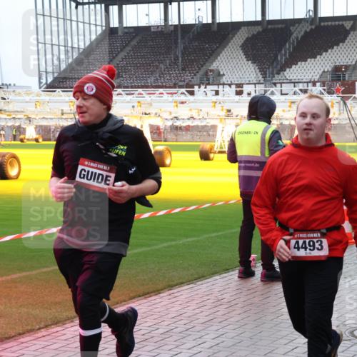 07.12.2025 - St. Pauli X-Mass-Run No. 15 Luisa Fischer http://msf.ph/oto/9390601 07.12.2025 10:56:45 Ziel 15, 15, 4493, 236, 248, 759, 951, 955, 1790, 1793, 2170, 2485, 4063, 4146, 4493 meine-sportfotos.de