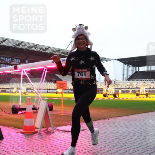 07.12.2025 - St. Pauli X-Mass-Run No. 15 Luisa Fischer http://msf.ph/oto/9390772 07.12.2025 10:58:49 Ziel 15, 761, 234, 109, 7, 43, 75, 234, 761, 1690, 2131 meine-sportfotos.de