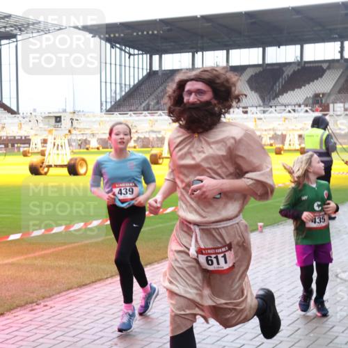 07.12.2025 - St. Pauli X-Mass-Run No. 15 Luisa Fischer http://msf.ph/oto/9390880 07.12.2025 11:00:54 Ziel 439, 611, 435, 1, 225, 410, 433, 435, 439, 440, 492, 529, 611, 985, 988, 1482, 1558, 1660, 1702, 1721, 3349, 3353, 3586, 3952, 4478, 4793 meine-sportfotos.de