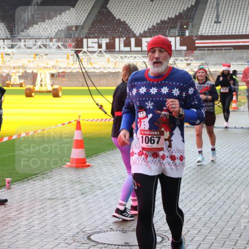 07.12.2025 - St. Pauli X-Mass-Run No. 15 Luisa Fischer http://msf.ph/oto/9390973 07.12.2025 11:02:19 Ziel 15, 1067, 100, 1045, 1048, 95, 193, 317, 336, 376, 766, 770, 771, 837, 838, 842, 847, 851, 1045, 1048, 1067, 1143, 1300, 1367, 1416, 1615, 1637, 1640, 2251, 2252, 2329, 2576 meine-sportfotos.de