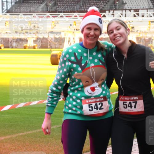 07.12.2025 - St. Pauli X-Mass-Run No. 15 Luisa Fischer http://msf.ph/oto/9391028 07.12.2025 11:03:24 Ziel 15, 542, 15, 547, 20, 25, 61, 151, 160, 502, 574, 599, 602, 612, 746, 747, 748, 749, 751, 853, 875, 880, 953, 997, 1063, 1102, 1139, 1199, 1385, 1644, 1668, 1670, 4809 meine-sportfotos.de