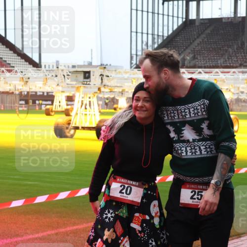 07.12.2025 - St. Pauli X-Mass-Run No. 15 Luisa Fischer http://msf.ph/oto/9391047 07.12.2025 11:03:35 Ziel 15, 20, 15, 25, 25, 61, 64, 102, 109, 151, 160, 186, 502, 574, 599, 602, 612, 748, 853, 875, 880, 953, 997, 1063, 1102, 1139, 1199, 1385, 1644, 1668, 1670, 1850, 4809 meine-sportfotos.de